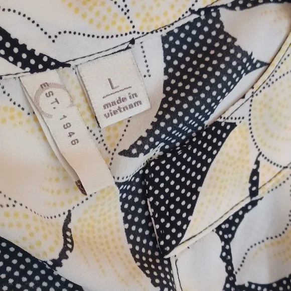 Cato Floral V-Neck Hi-low Blouse - Picture 7 of 9